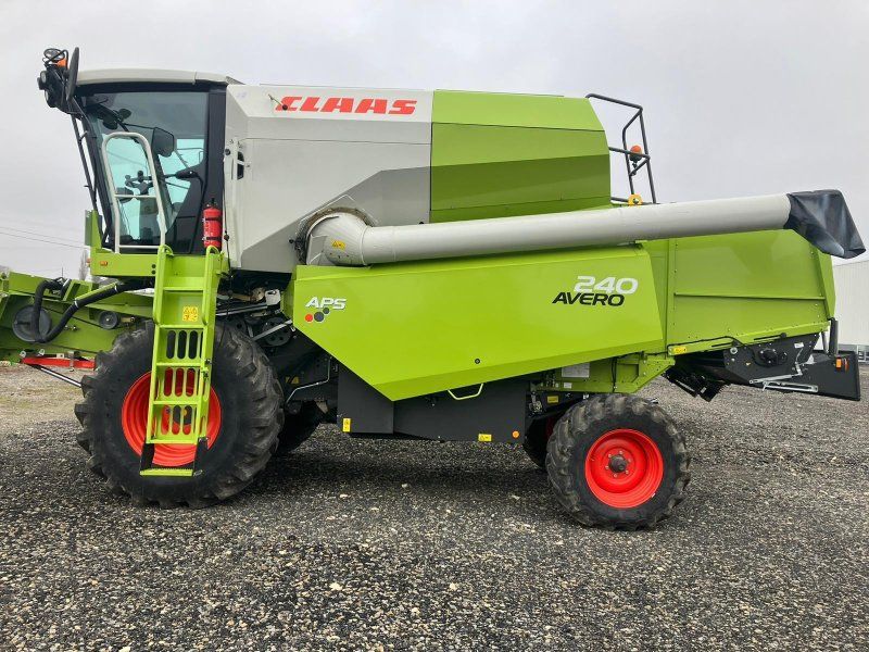 Claas Avero 240 APS
