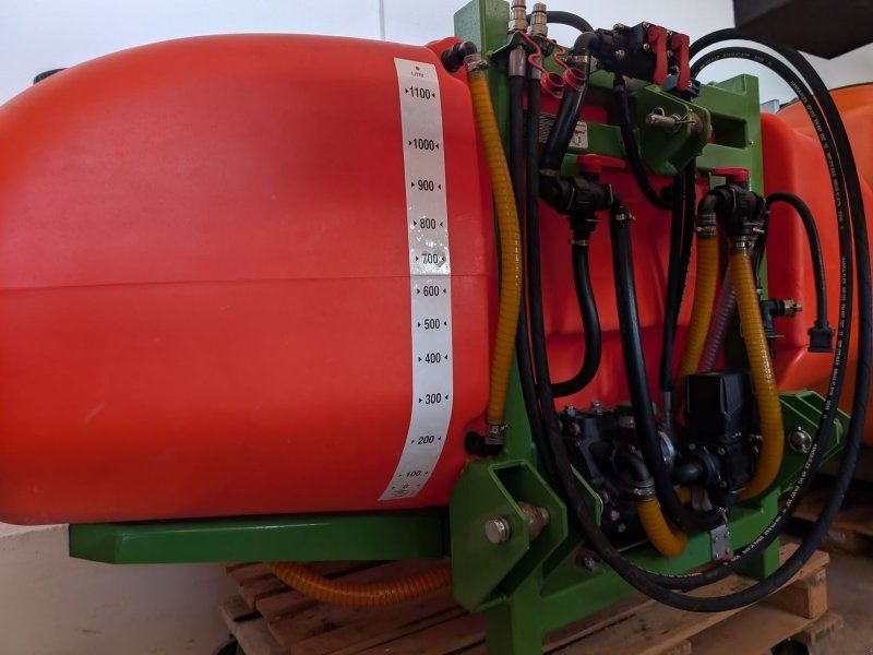 Jessernigg 15m Spritze mit Fronttank