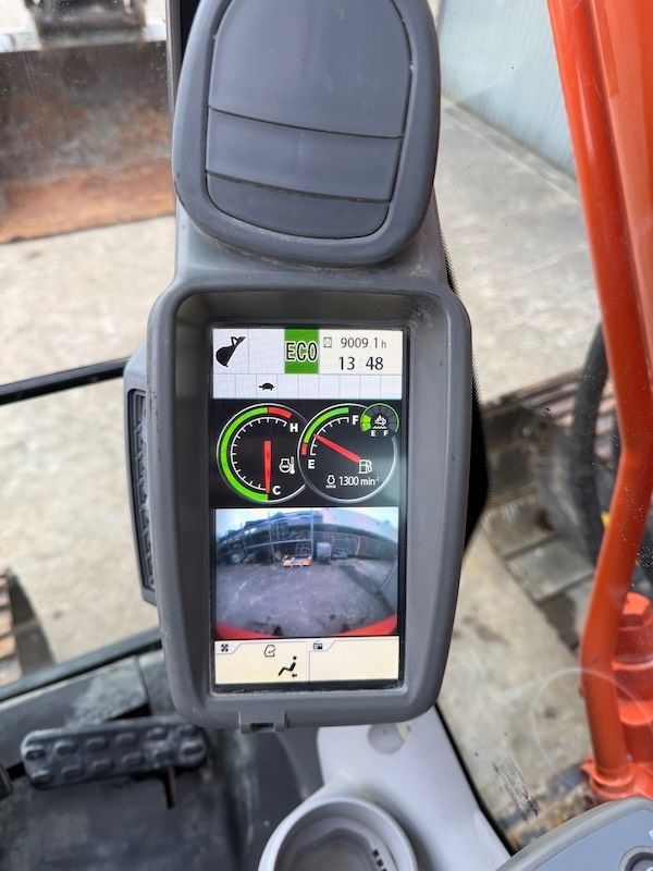 Hitachi ZX 225 US LC-6