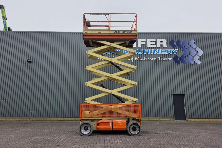 JLG M4069 Hybrid, 14.2m Working Height, 360kg Capacity