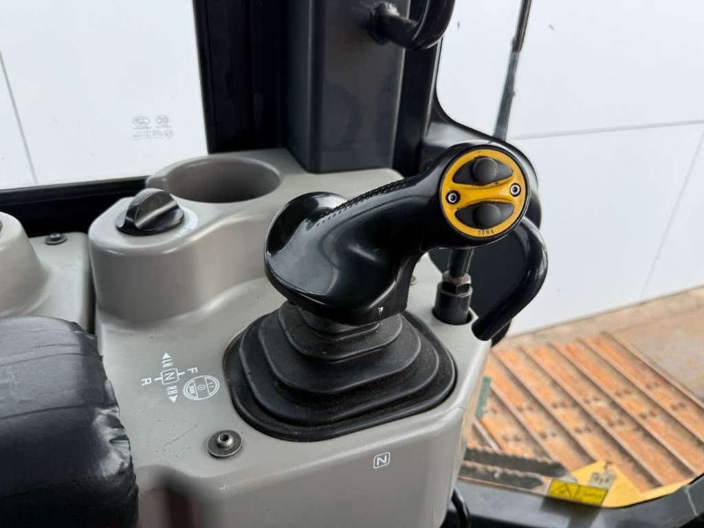 Komatsu D61PXi-24 - Folding Blade / Topcon GPS System