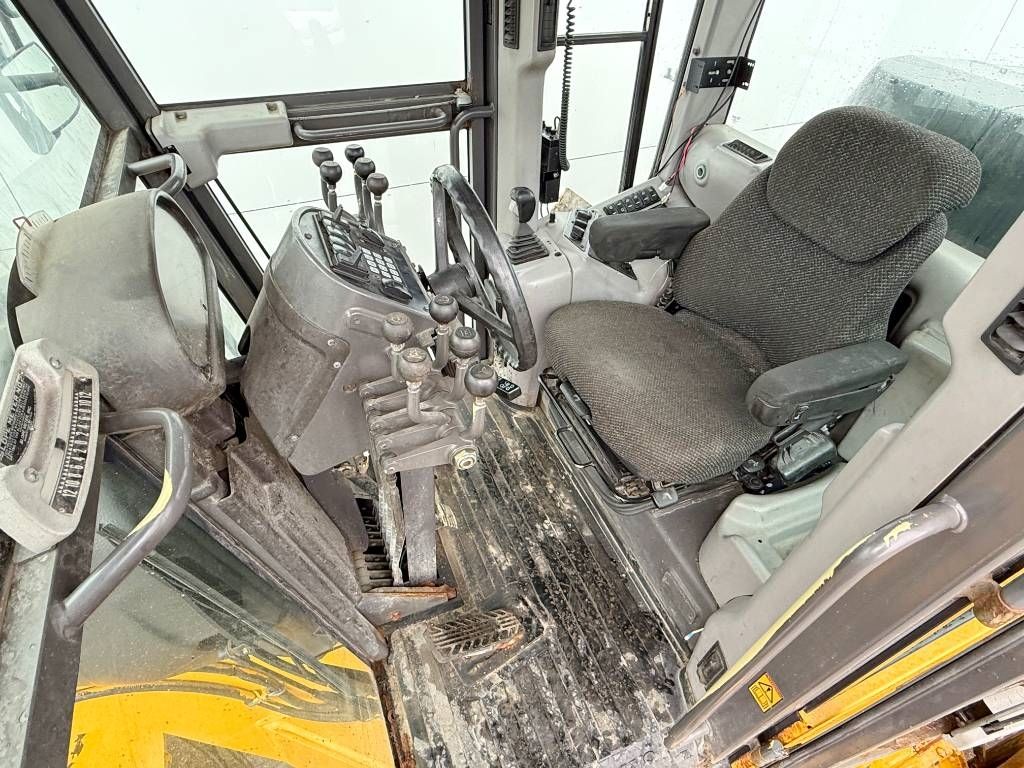 Volvo G946 AWD - 4.25m Blade Width / Airco / 6x6