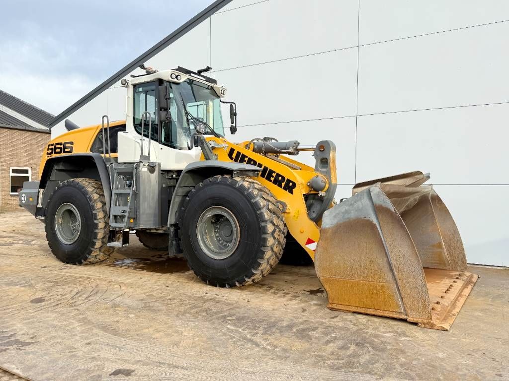 Liebherr L566 - CDC Steering / German Machine