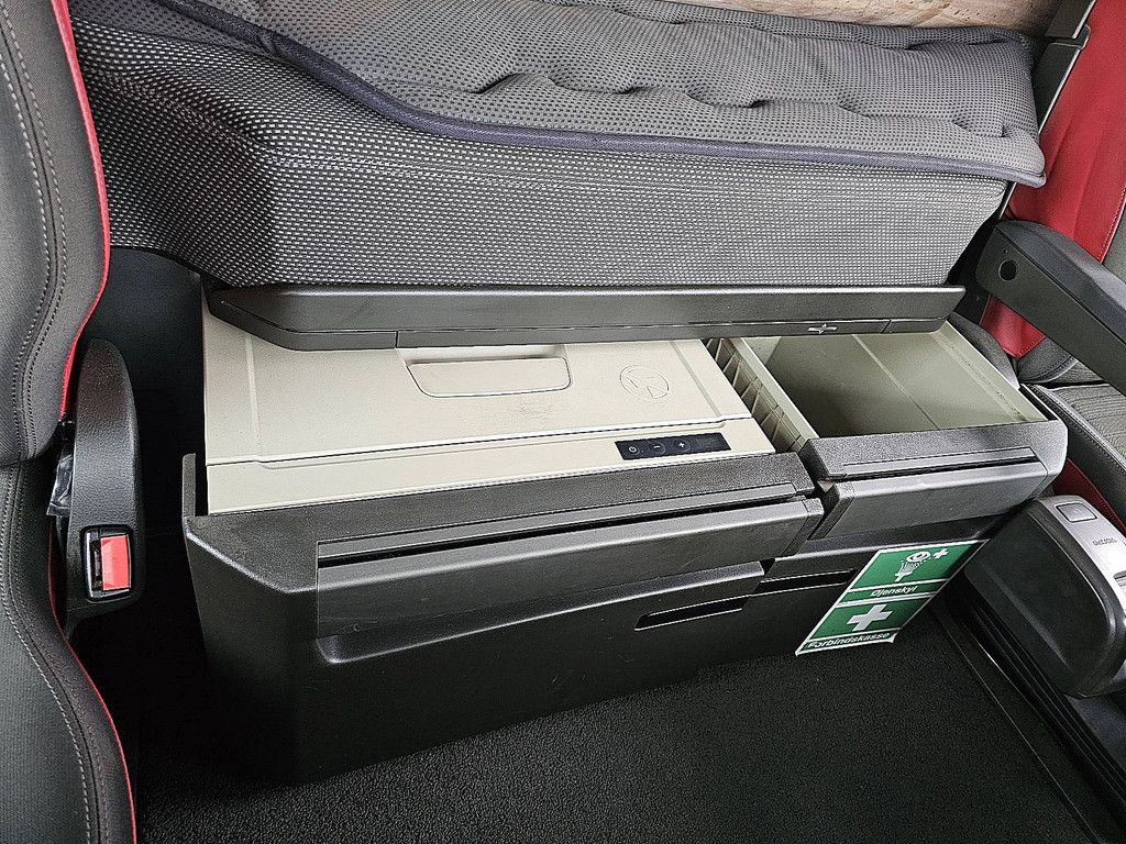 VOLVO FH 500 6x2 steered pto+hydr