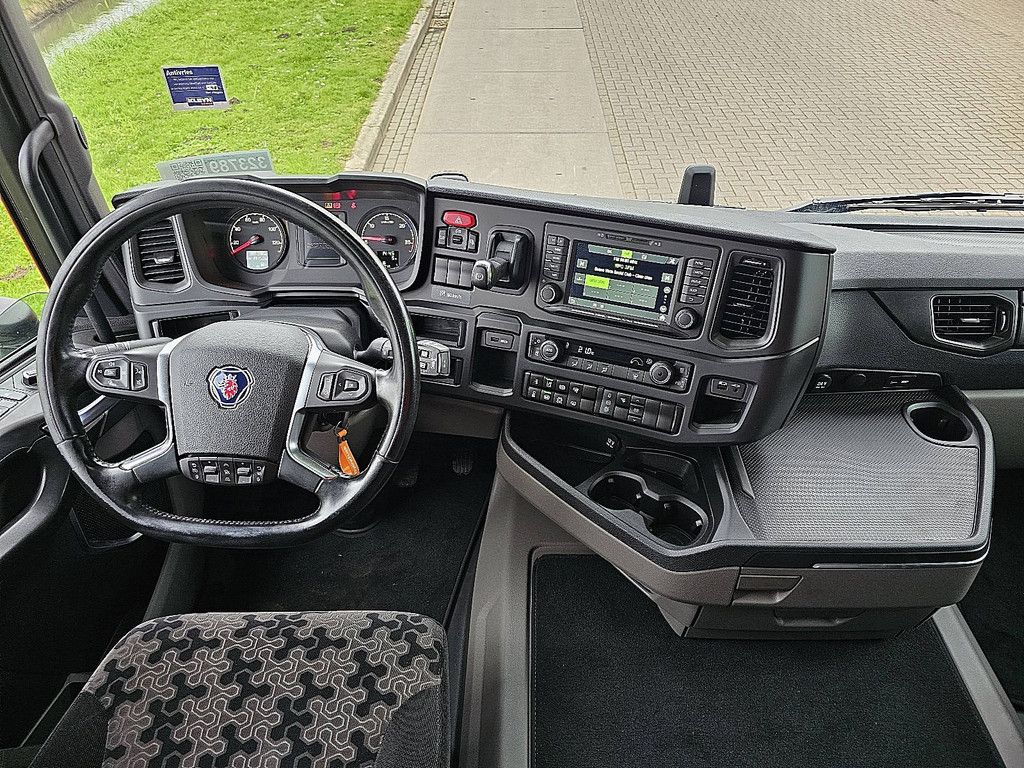 SCANIA R460