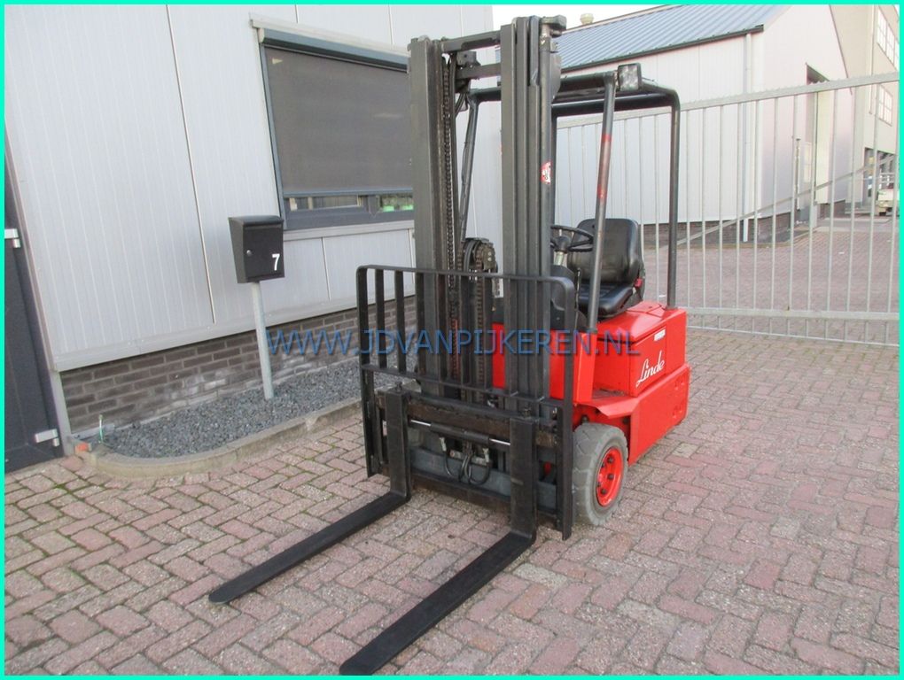 Linde compact! E12 triplex4.7m+sideshift+accu 83% 12-2019