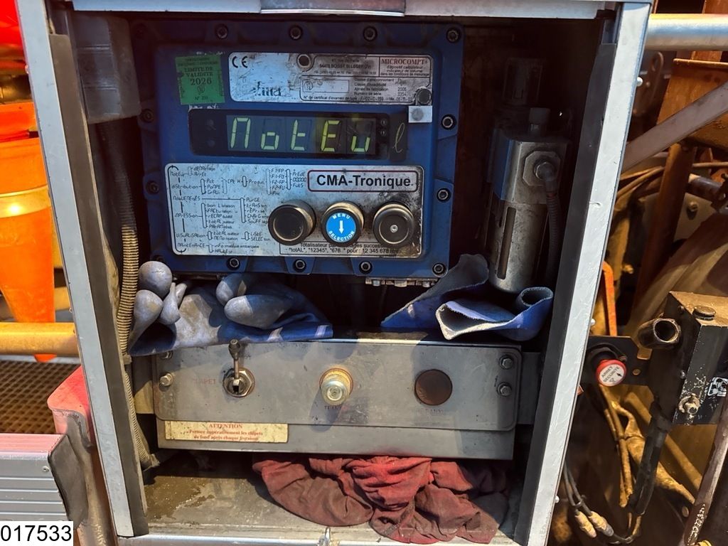 Renault Midlum ADR, Magyar, 11.845 Liter, 5 Comp