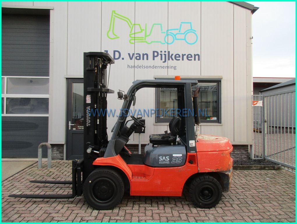 Toyota 42-7FDJF35 diesel 3500kg triplex5m+sideshift