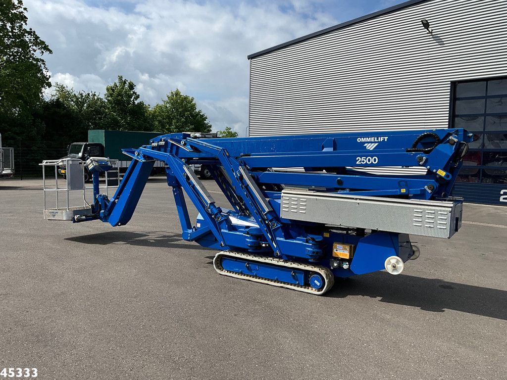 OMMELIFT 25.00 RXJ Rups hoogwerker met knikgiek