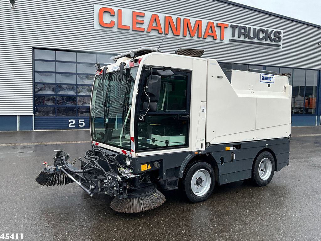 Schmidt Cleango 500 Compact Euro 6 with 3-rd brush