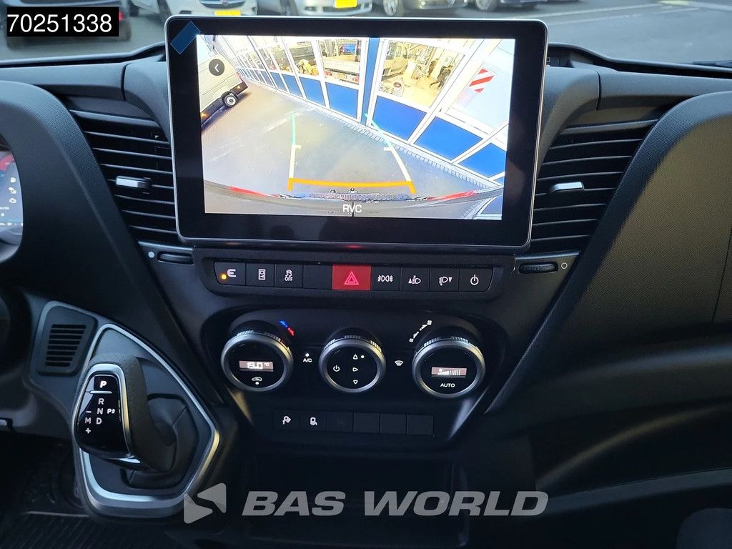 Iveco Daily 35S21 3.0L Automaat L2H1 210PK Laag Dak 2025-Model 3,5t Trekhaak ACC Navi LED Camera Parkeersensoren Euro6 L2 9m3 Airco Trekhaak