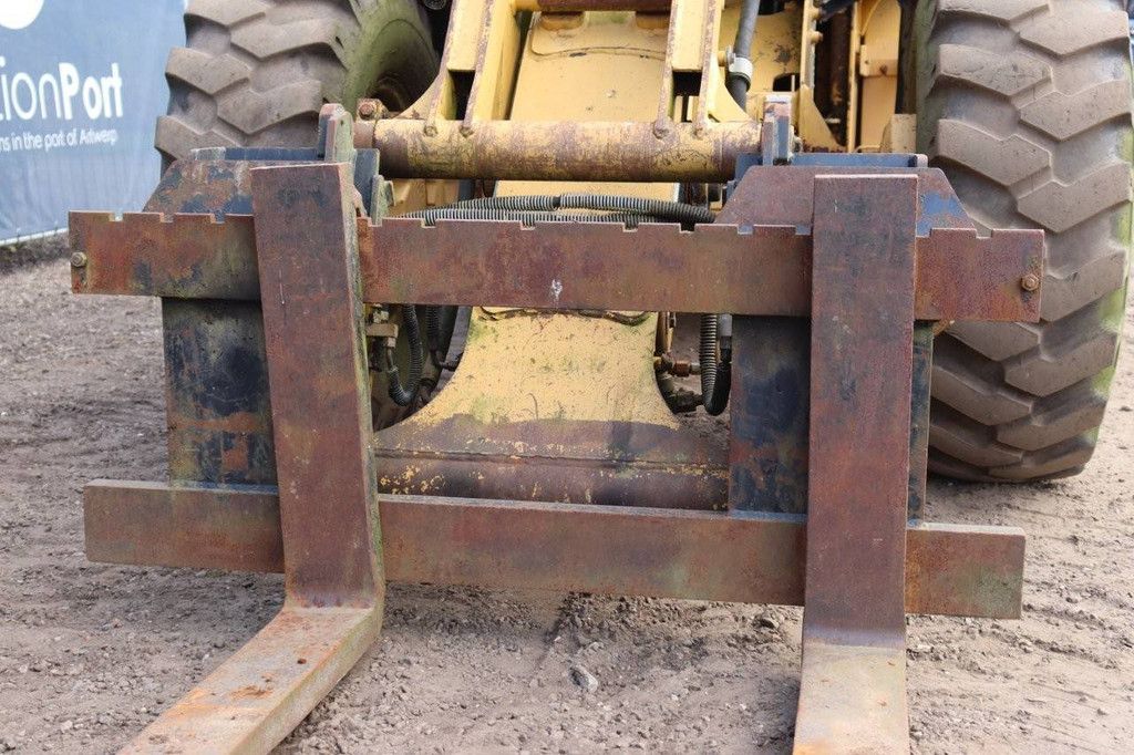 Shovel Caterpillar 906 Diesel 1999