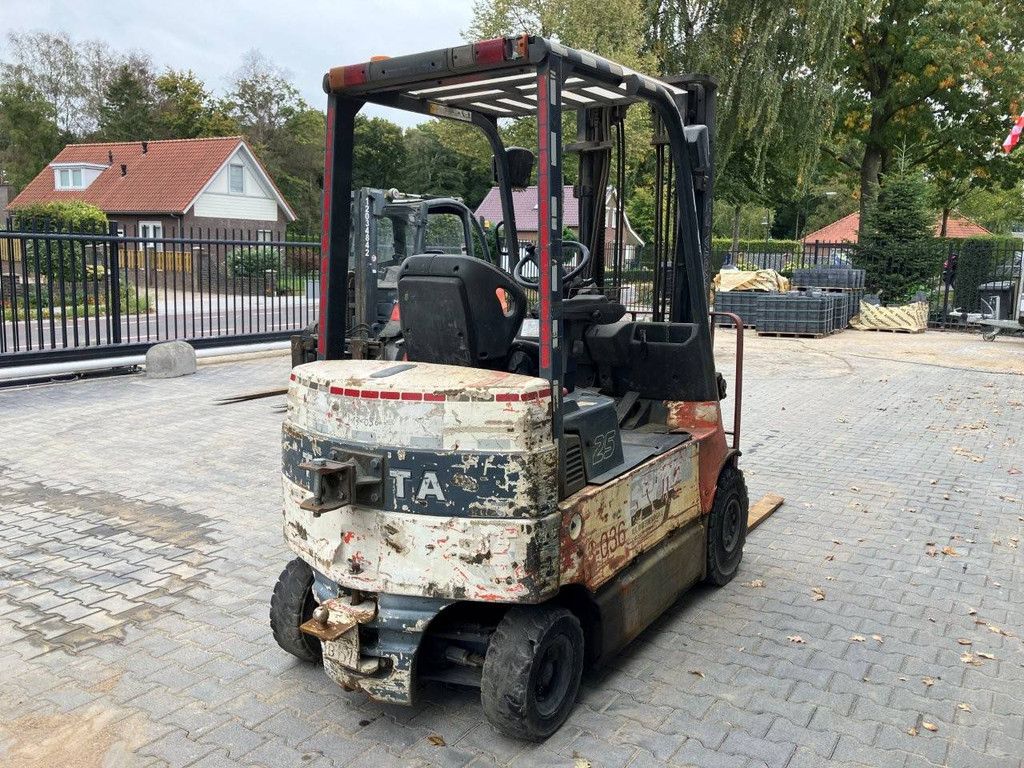 Forklift Toyota 7FBMF25 Electric 2500kg 3.7m 2005