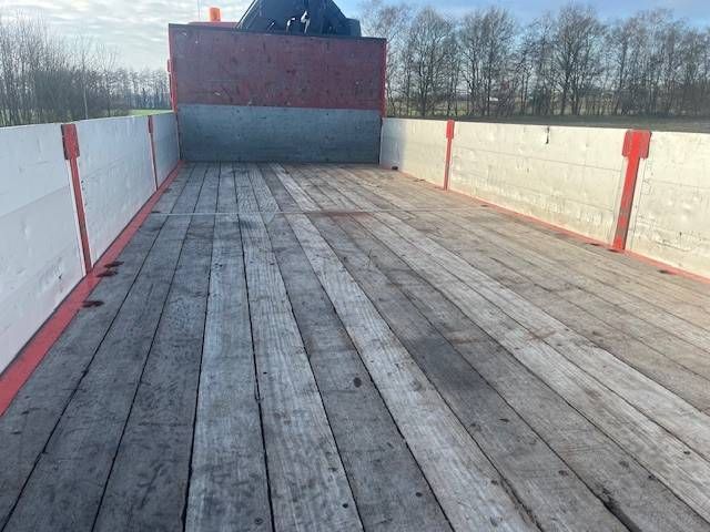 Crane truck Mercedes-Benz Actros 2832 6x2 Diesel 2006