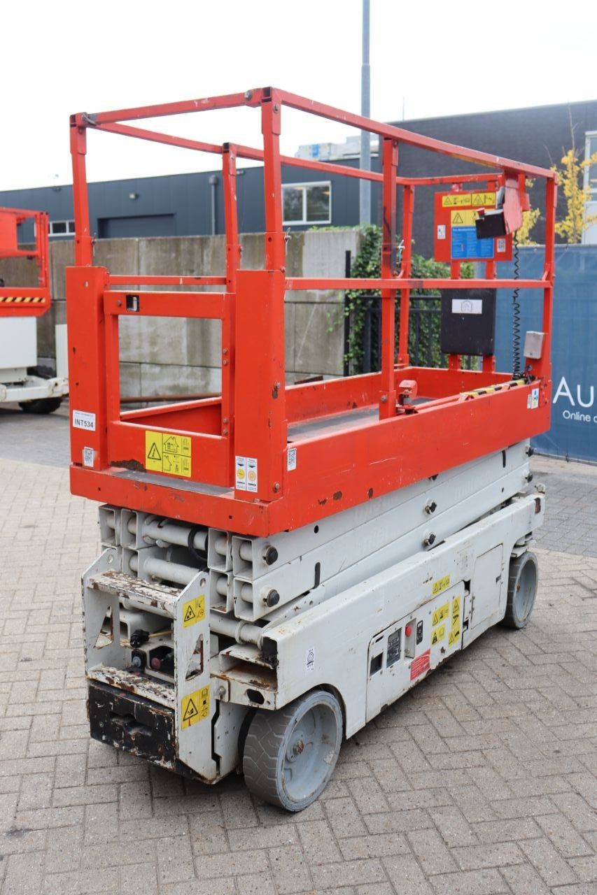Scissor lift Genie GS-2032 Electric 8m 2013