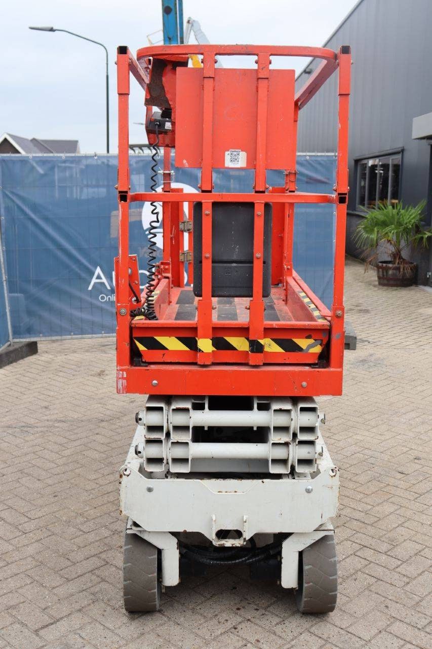 Scissor lift Genie GS-2032 Electric 8m 2013