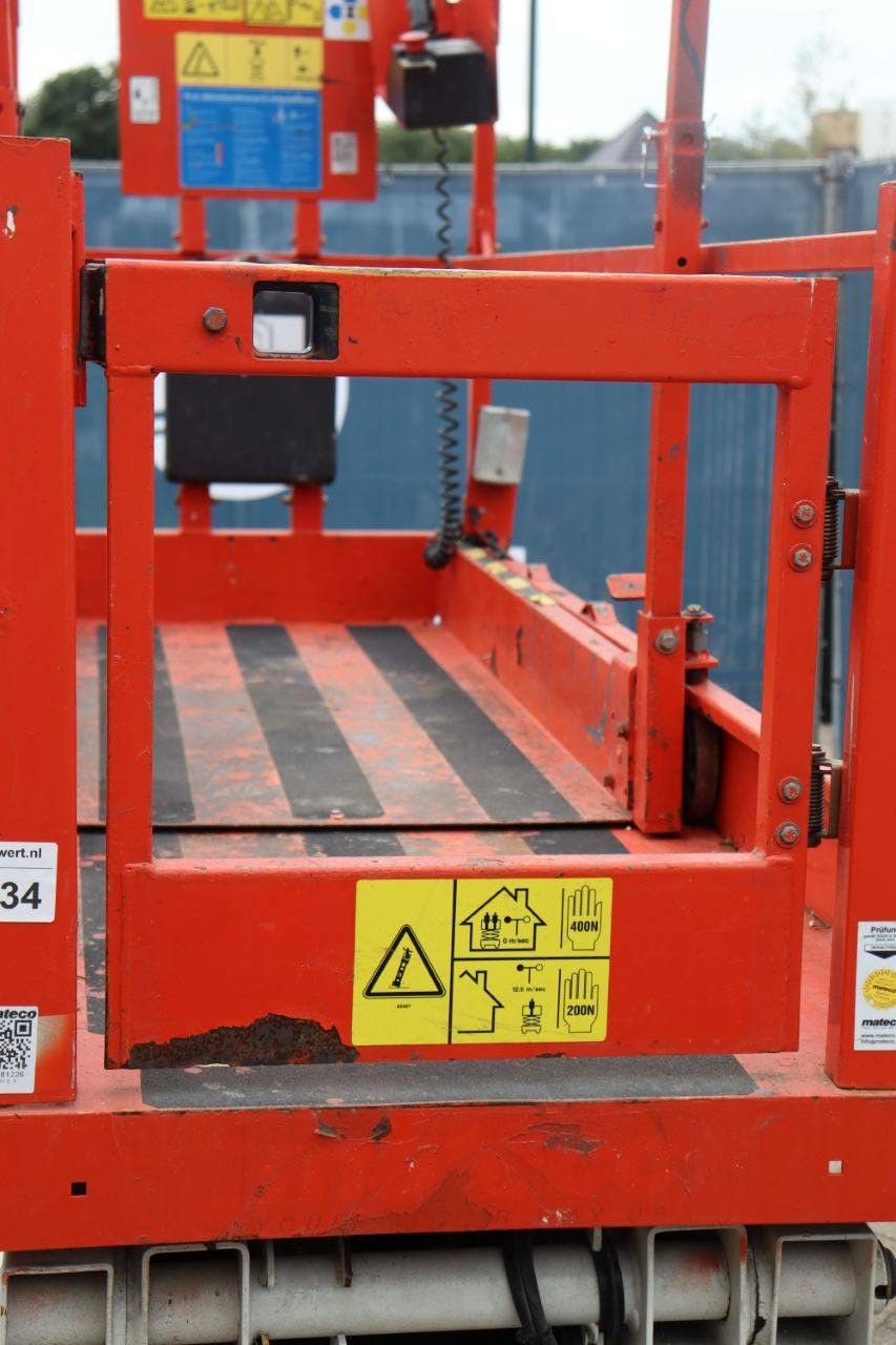 Scissor lift Genie GS-2032 Electric 8m 2013