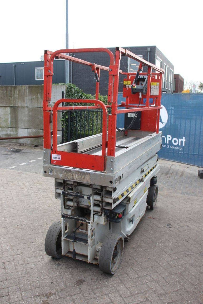 Scissor Lift JLG 2030ES Electric 2006