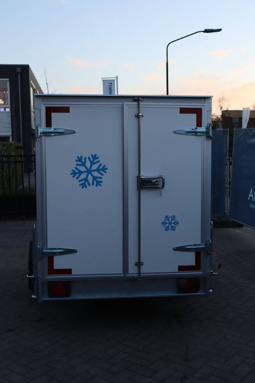 Geschlossener Kühlauflieger 260x150cm 2025 Neu