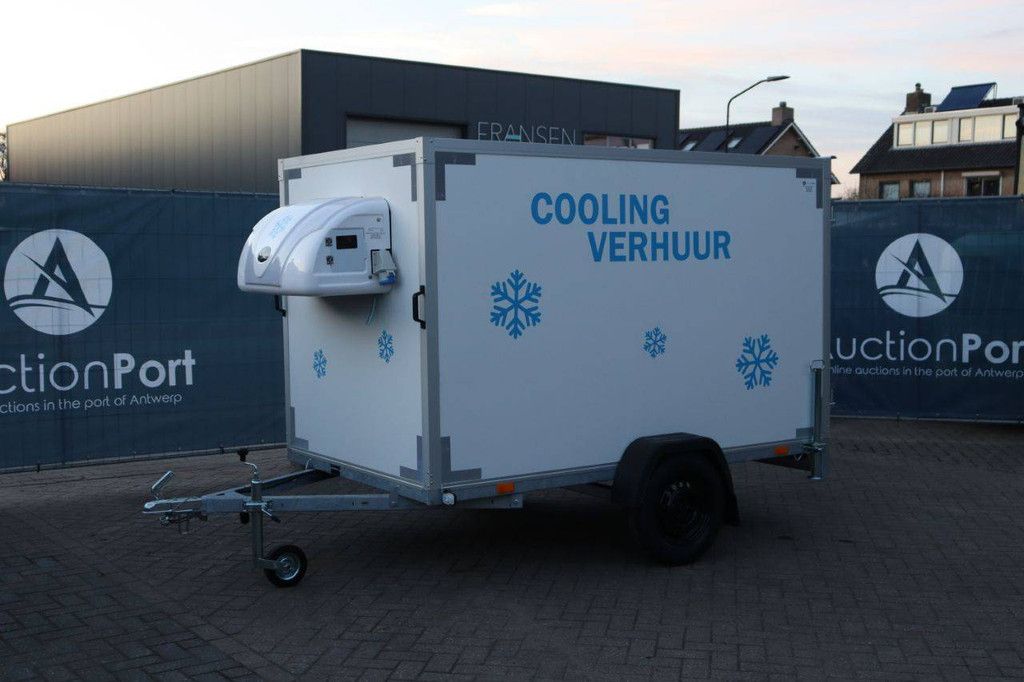 Geschlossener Kühlauflieger 260x150cm 2025 Neu