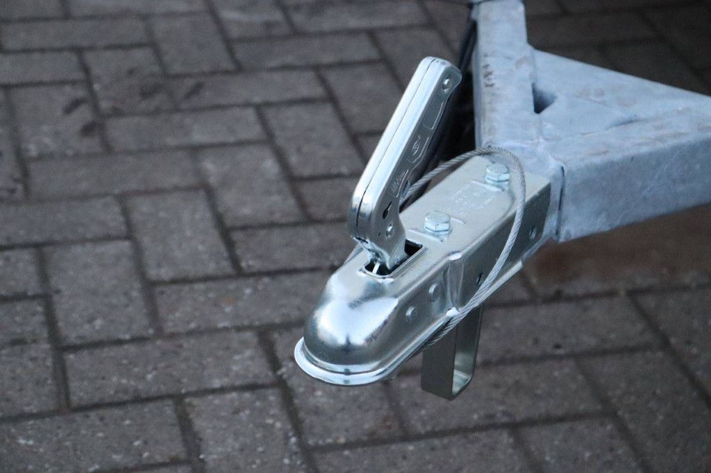 Geschlossener Kühlauflieger 260x150cm 2025 Neu