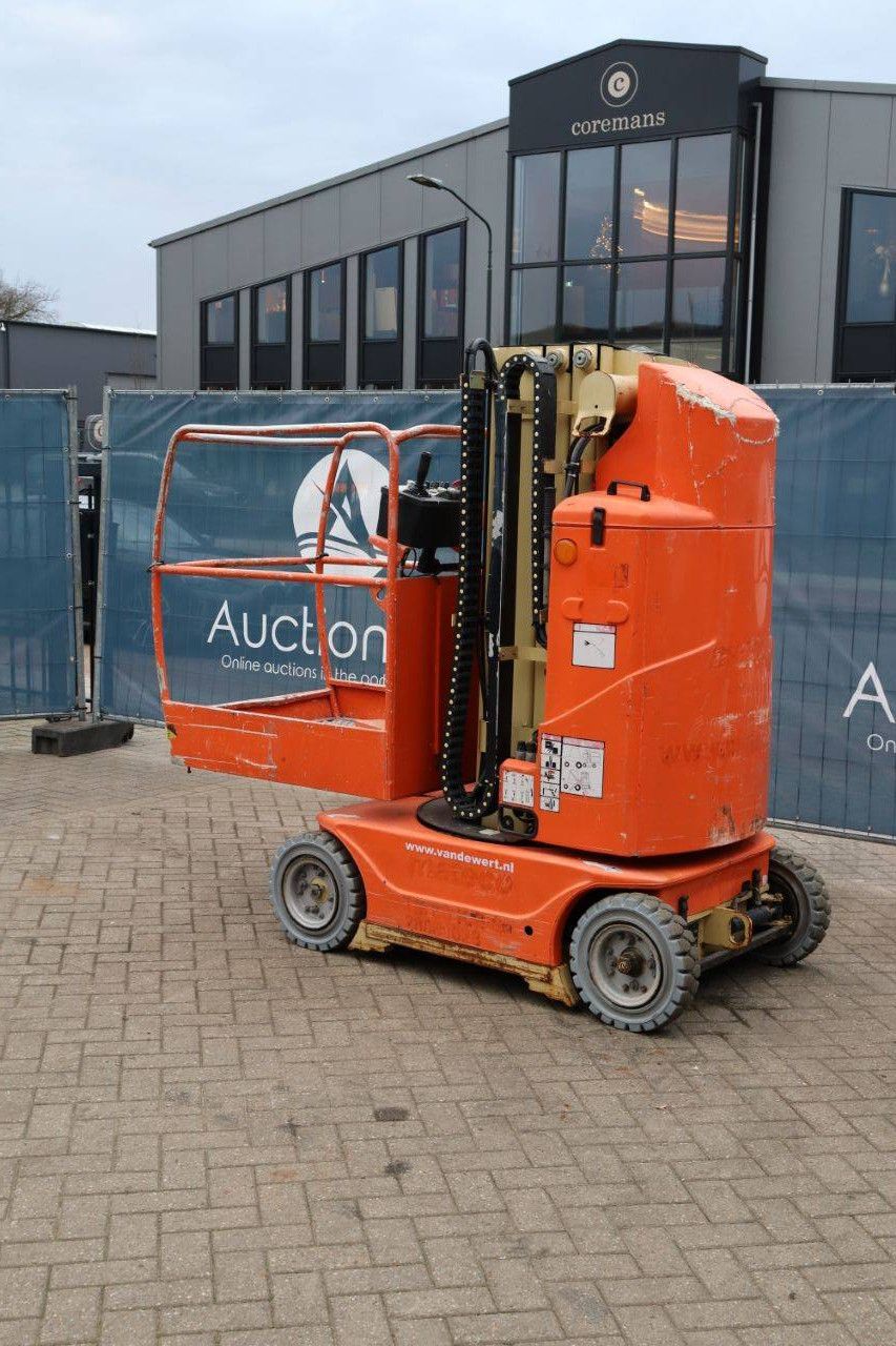 JLG TOUCAN 800 A Electric Mast Lift 8m 2010