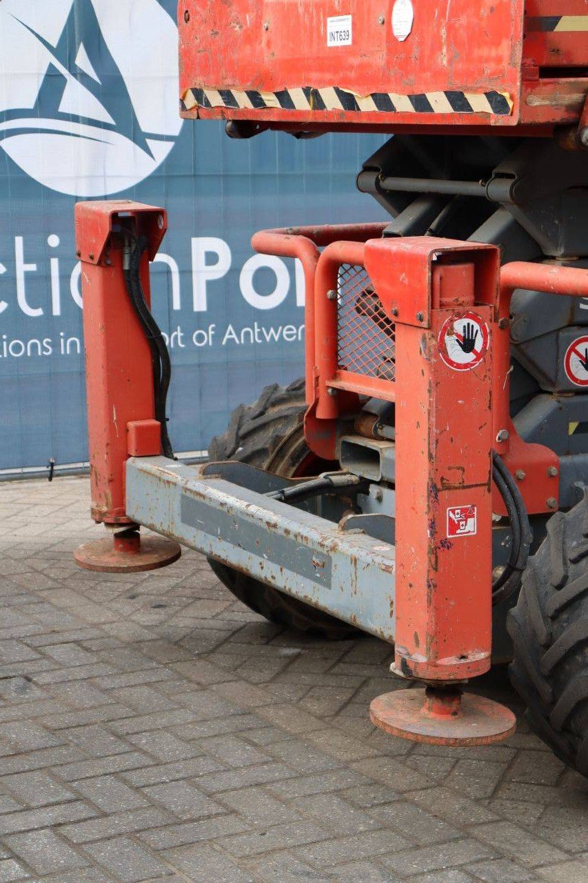 Scissor lift Skyjack SJ6832 RT Diesel 12m 2015