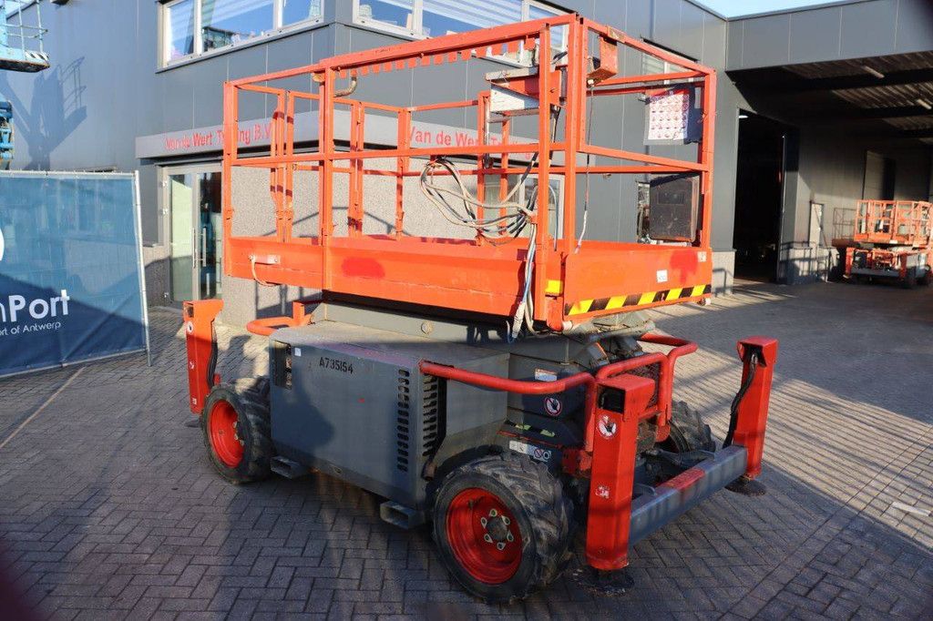 Scissor lift Skyjack SJ6832RT Diesel 12m 2016