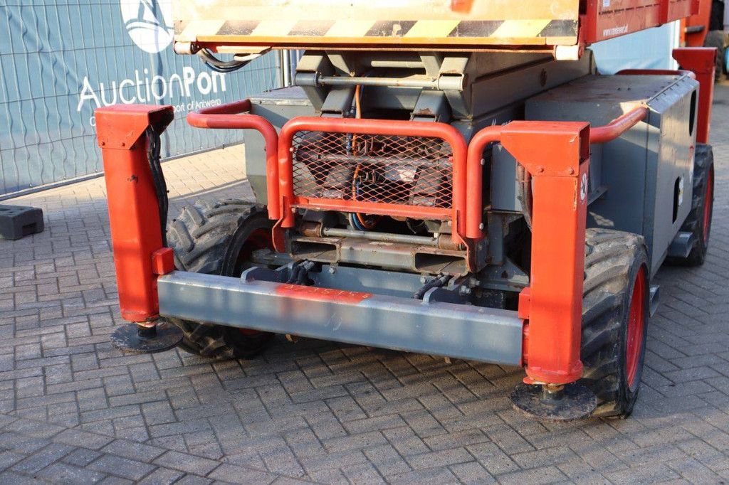Scissor lift Skyjack SJ6832RT Diesel 12m 2016