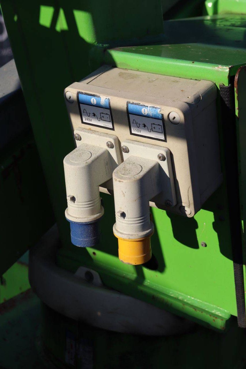 Niftylift HR12NDE Electric + Diesel 12m Articulated Boom Lift 2014