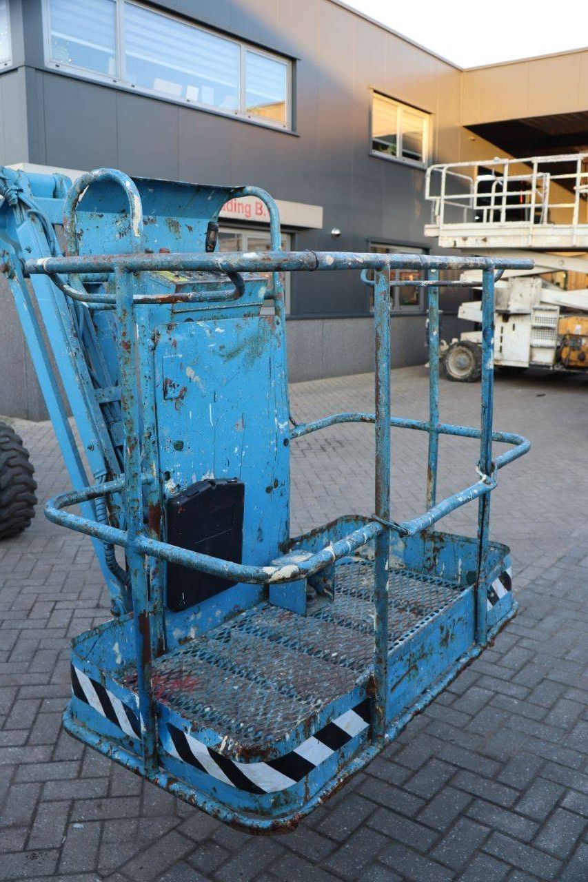 Gelenkteleskoparbeitsbühne Genie Z-34/22 Diesel 12 m