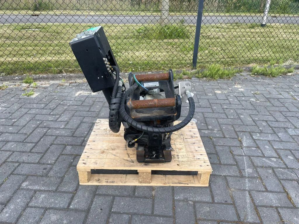 STEELWRIST X06 S40 | TILT ROTATOR | VLS | FPL | RF | NEW / UNUSED