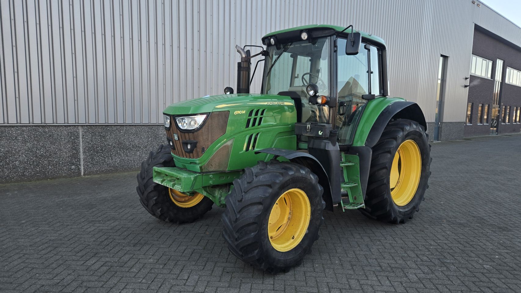 2017 John Deere 6110M Aircon 40 kmh