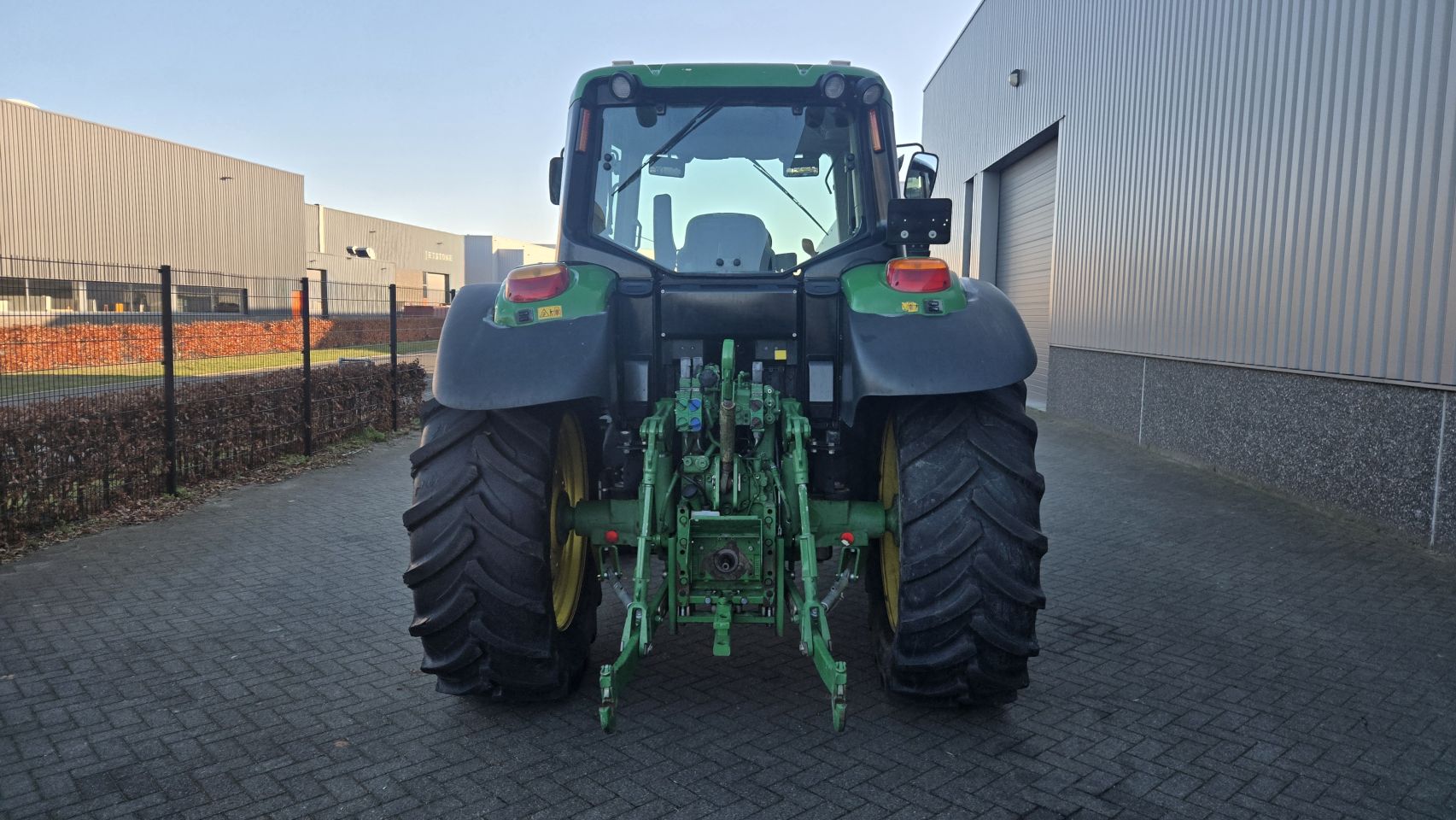 2017 John Deere 6110M Aircon 40 kmh