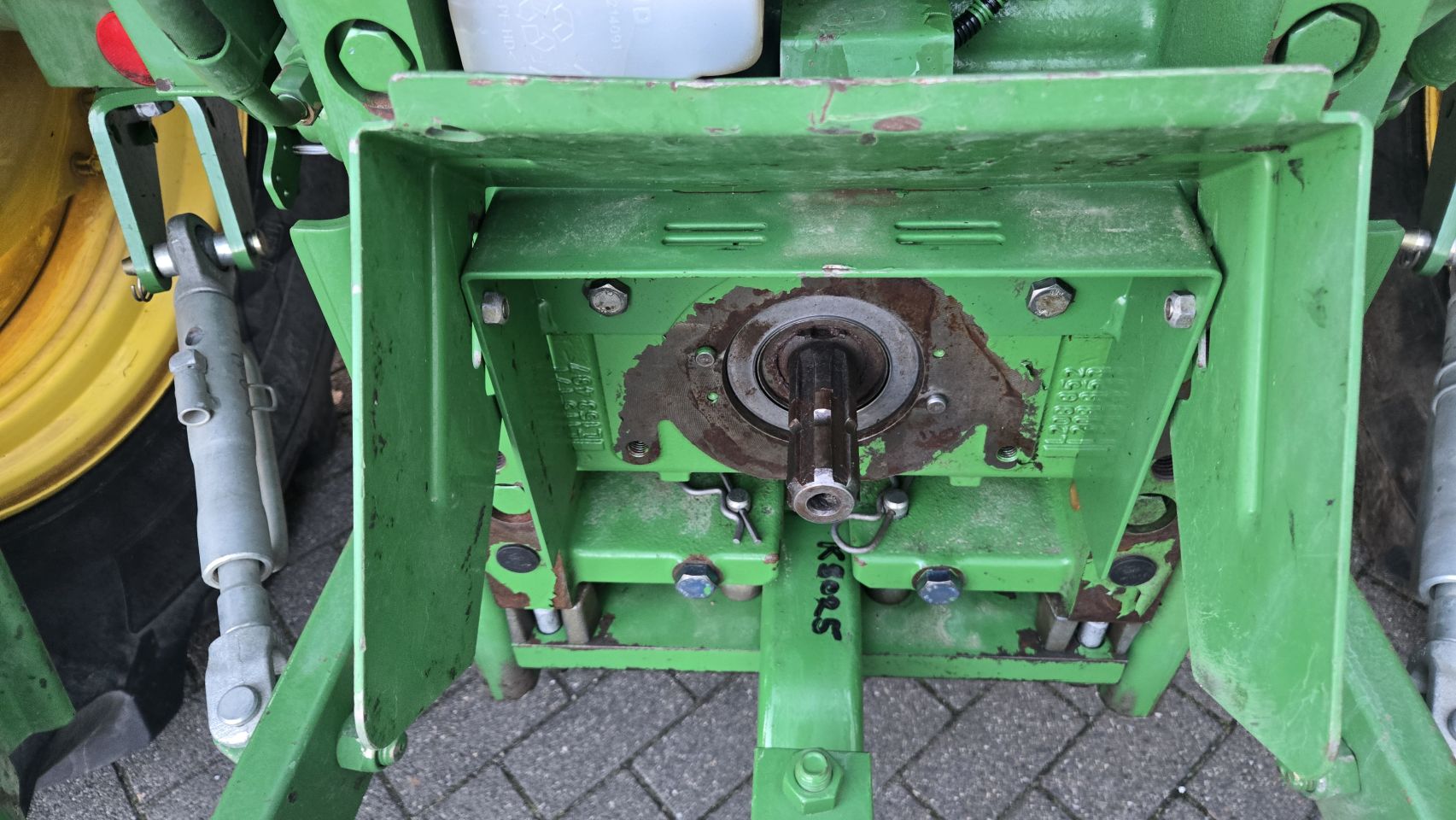 2017 John Deere 6110M Aircon 40 kmh