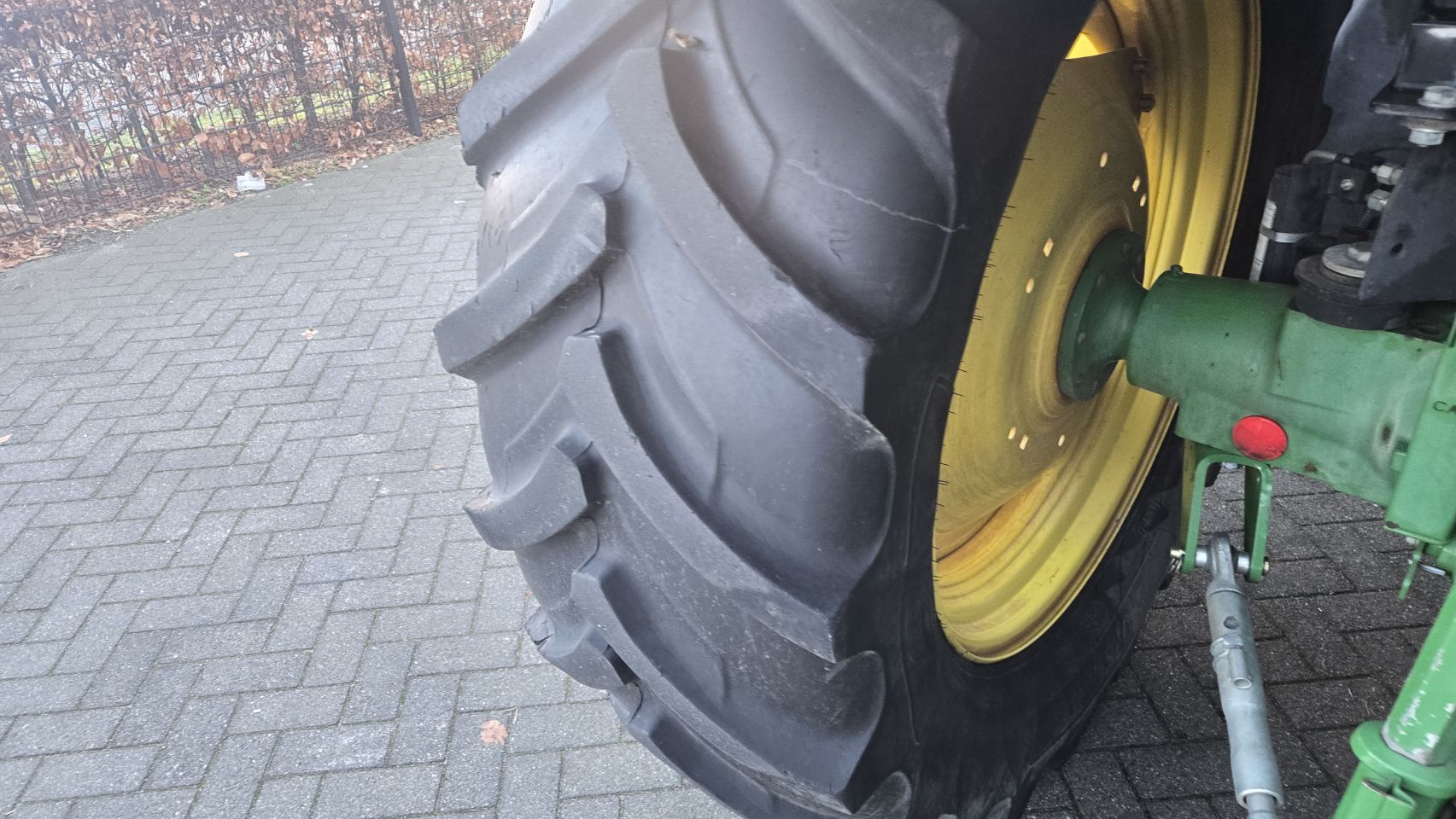 2017 John Deere 6110M Aircon 40 kmh