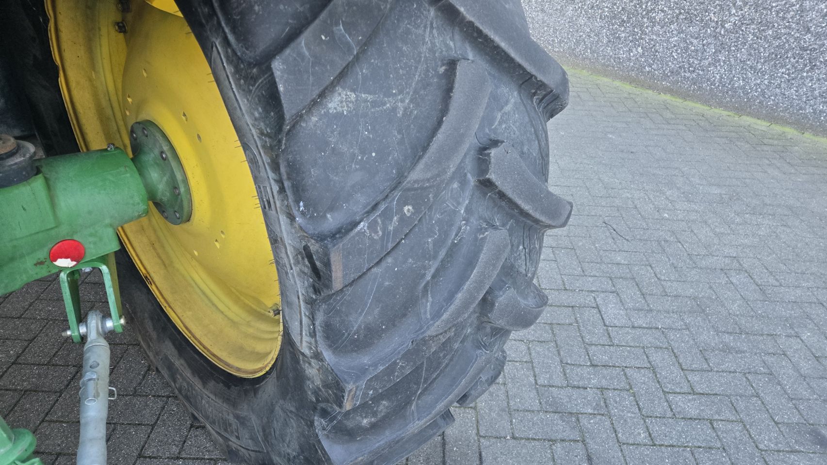 2017 John Deere 6110M Aircon 40 kmh