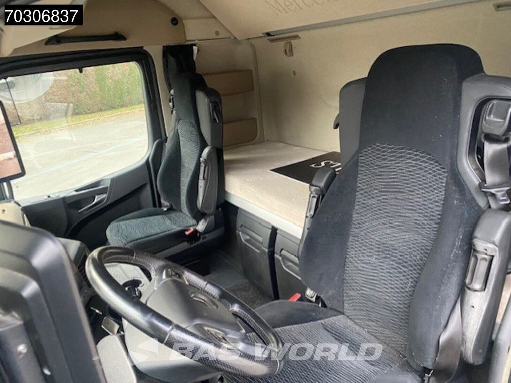 Mercedes Actros 1853 4X2 Gigaspace Mirrorcam Retarder 2x tanks Euro 6