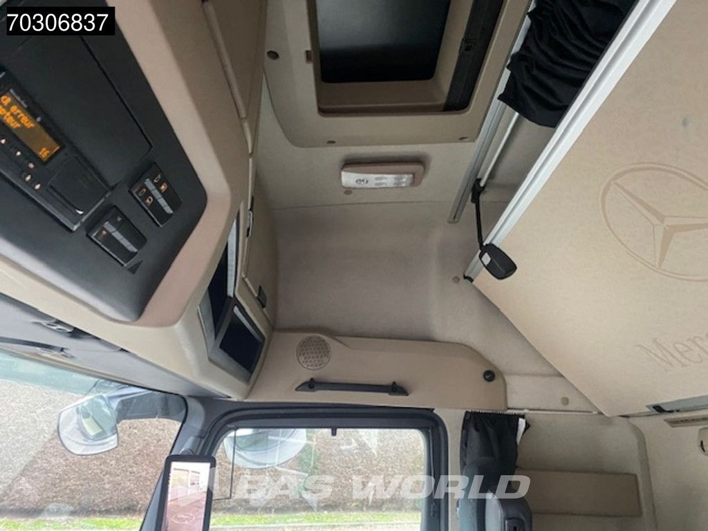 Mercedes Actros 1853 4X2 Gigaspace Mirrorcam Retarder 2x tanks Euro 6