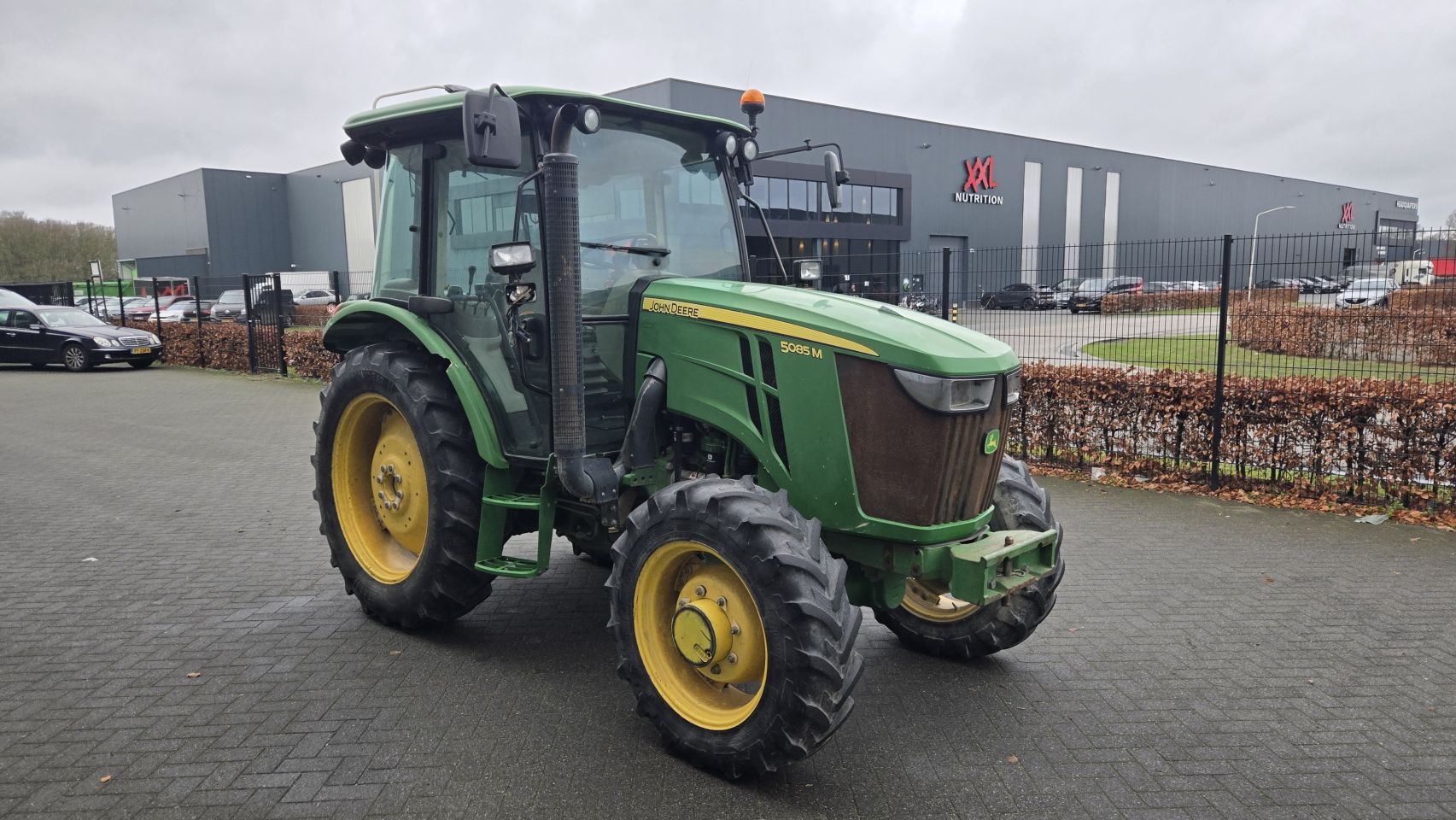 2015 John Deere 5085M Airco 40 KM/h