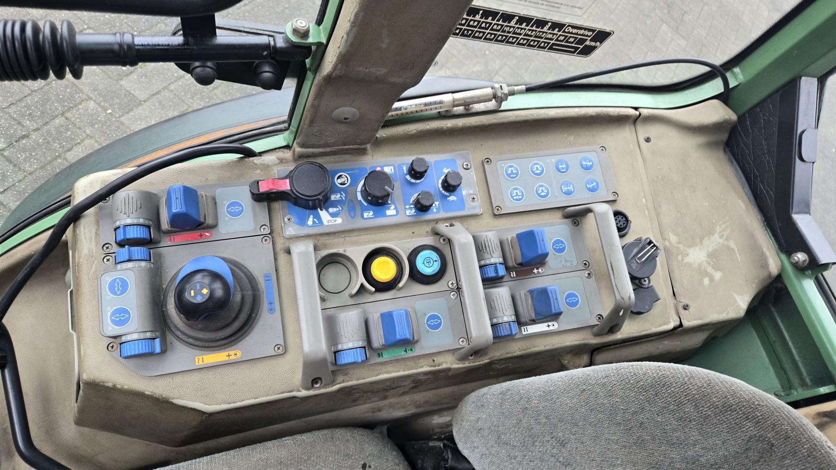 2008 Fendt 208VA airco 40 Kmh 6200 uur