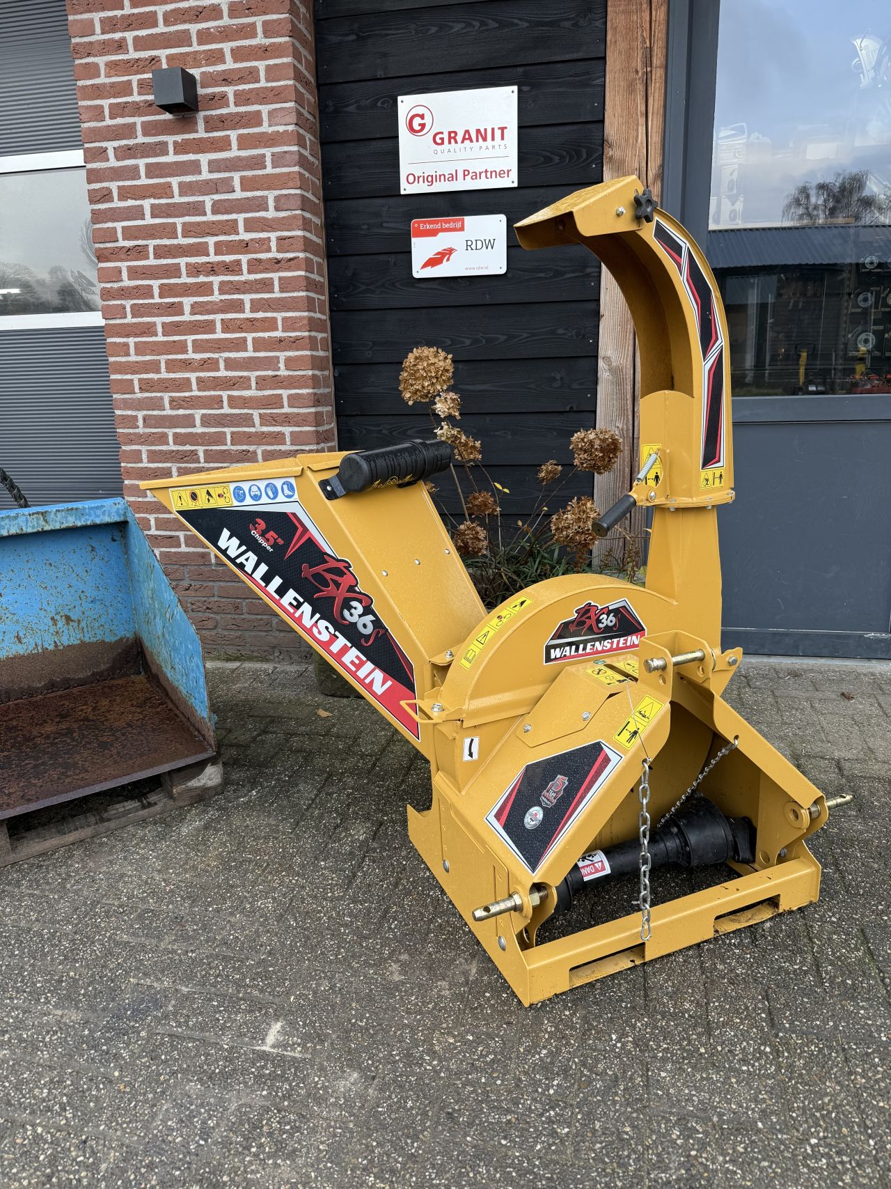 Wallenstein BX36S haskelaar versnipperaar voor mini trekker