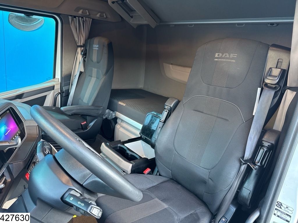 DAF XG 530 EURO 6, Retarder, ACC, Standairco, 8 units