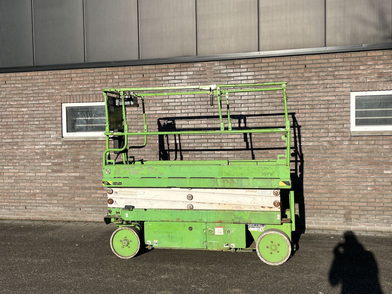 Aichi sv06 elektrische schaarhoogwerker