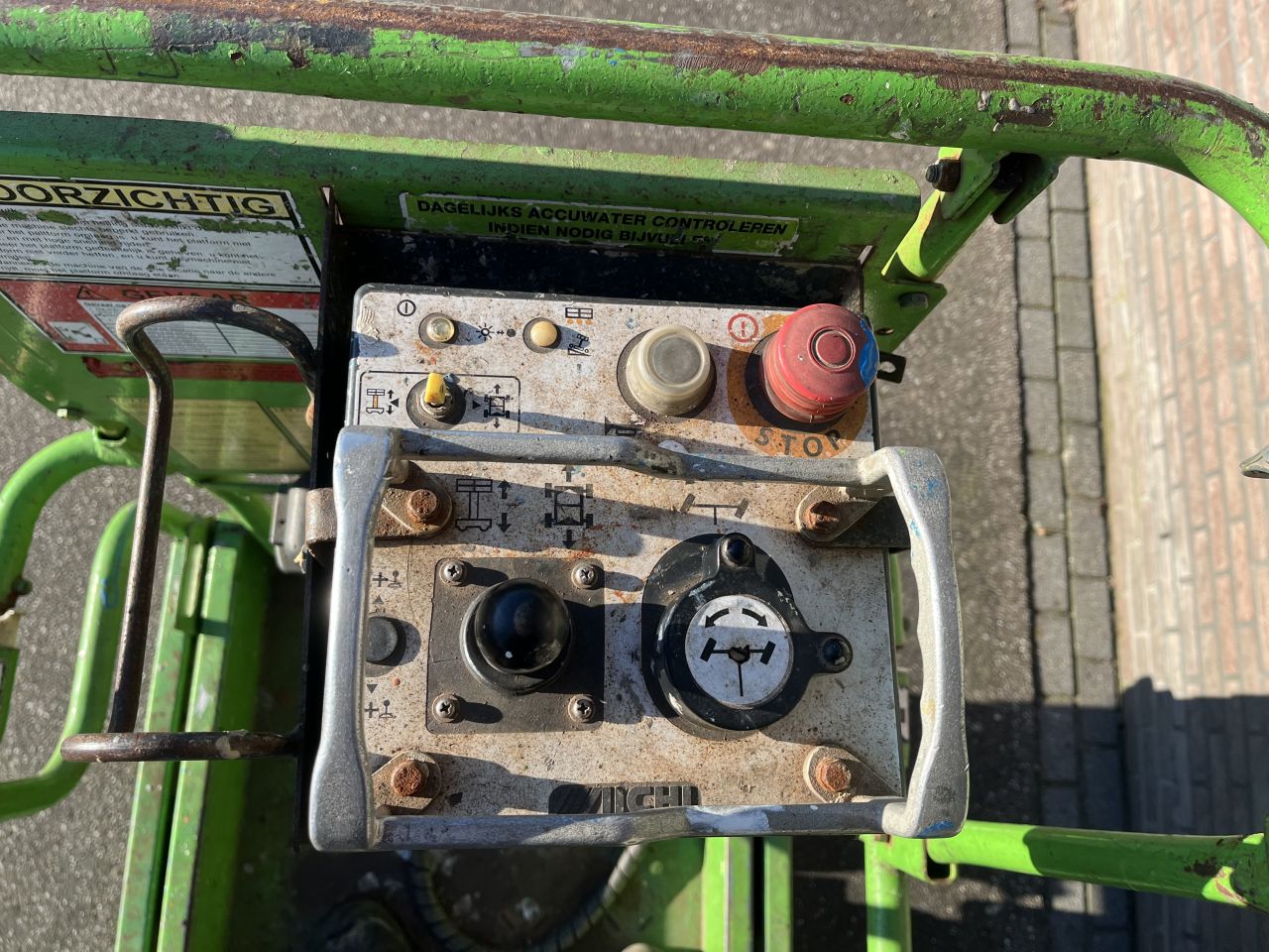 Aichi sv06 elektrische schaarhoogwerker