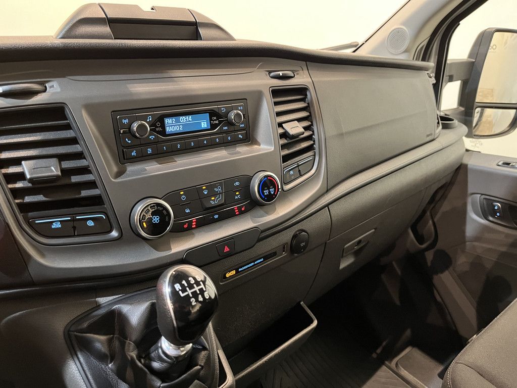 Ford Transit 350 2.0 TDCI L2H1 Trend MHEV 130 PK Open Laadbak / Maxilift kraan / Euro 6 / Airco / Cruise Control / Trekhaak / 25.400 KM !!