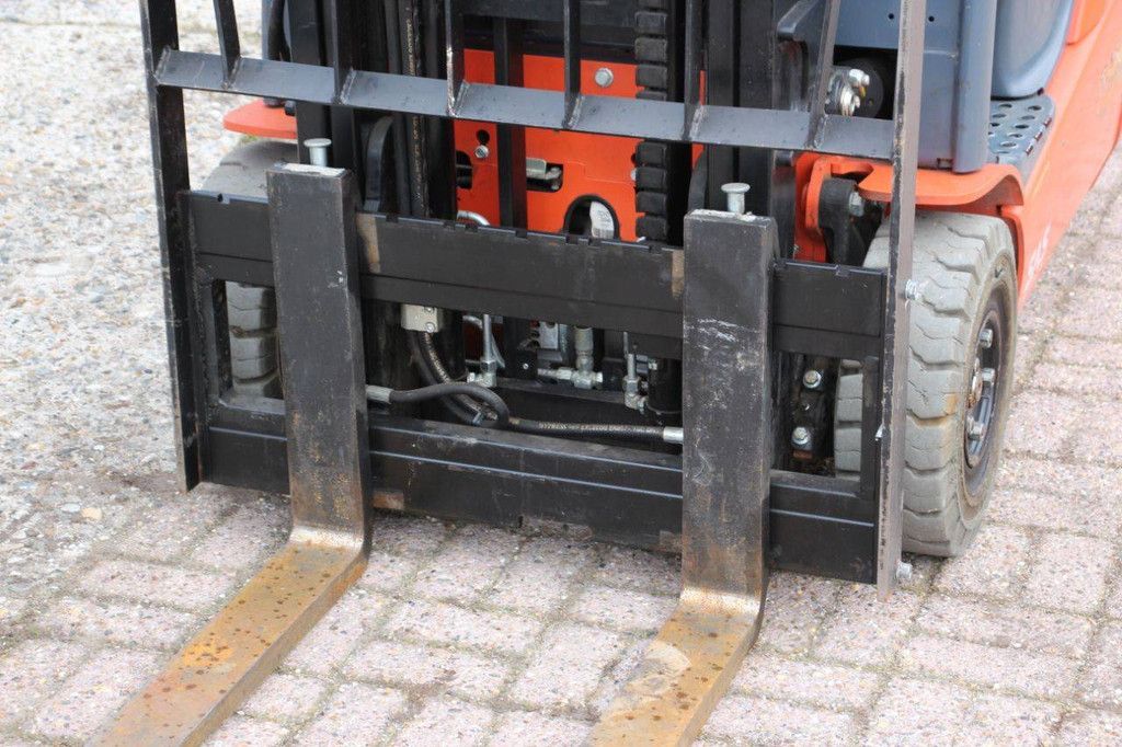 Toyota 8FBE15T Elektrogabelstapler 1500 kg 3,0 m 2016