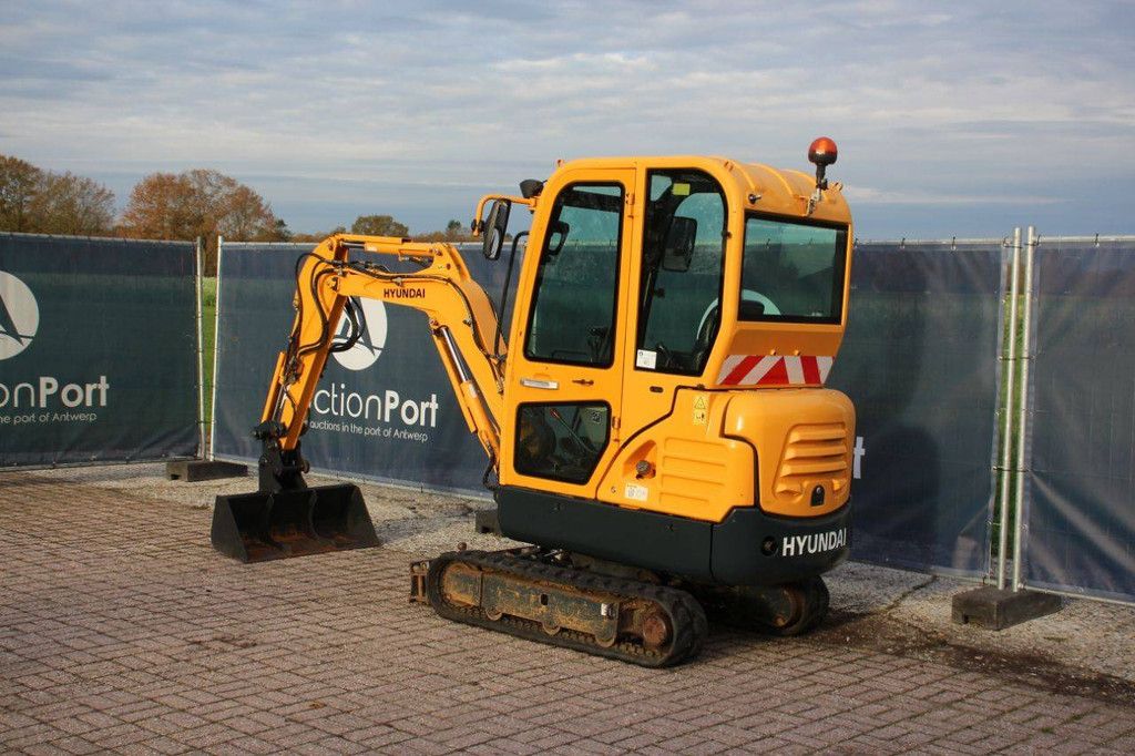 Mini excavator Hyundai Robex 18-9 Diesel 13.6kW 2019