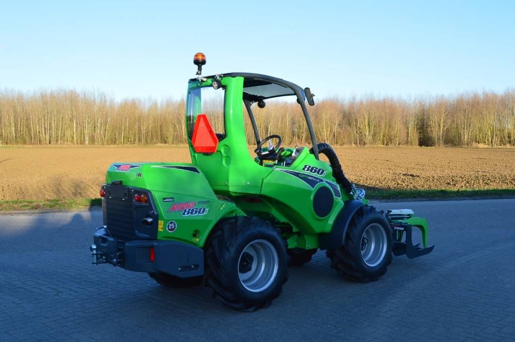 Avant 860i TDL+ met Industriegrijper 130 cm