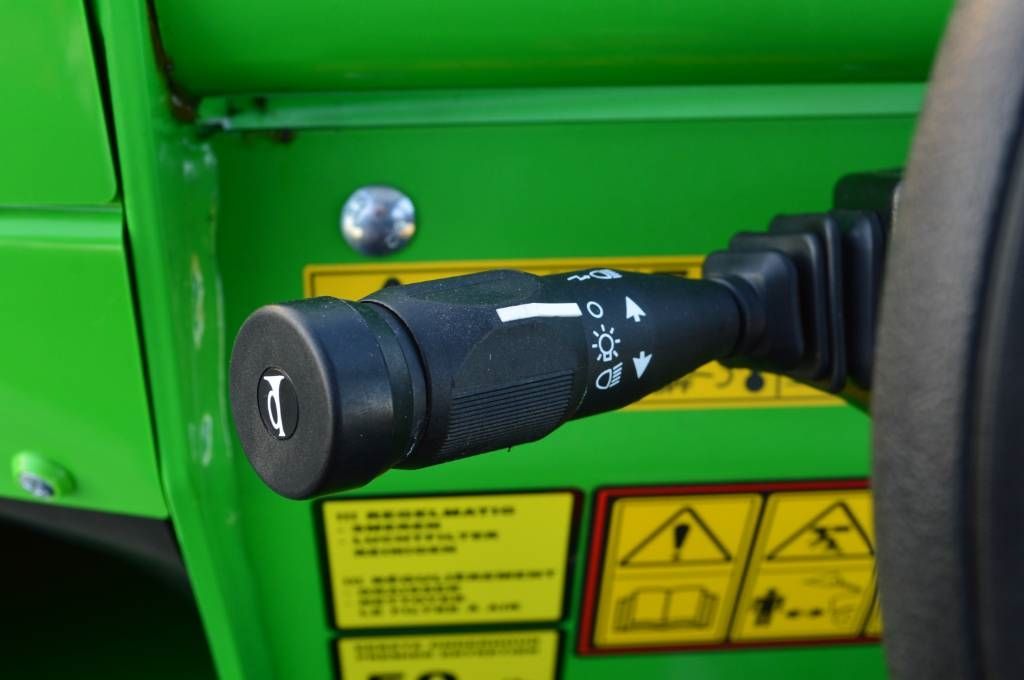 Avant 860i TDL+ met Industriegrijper 130 cm